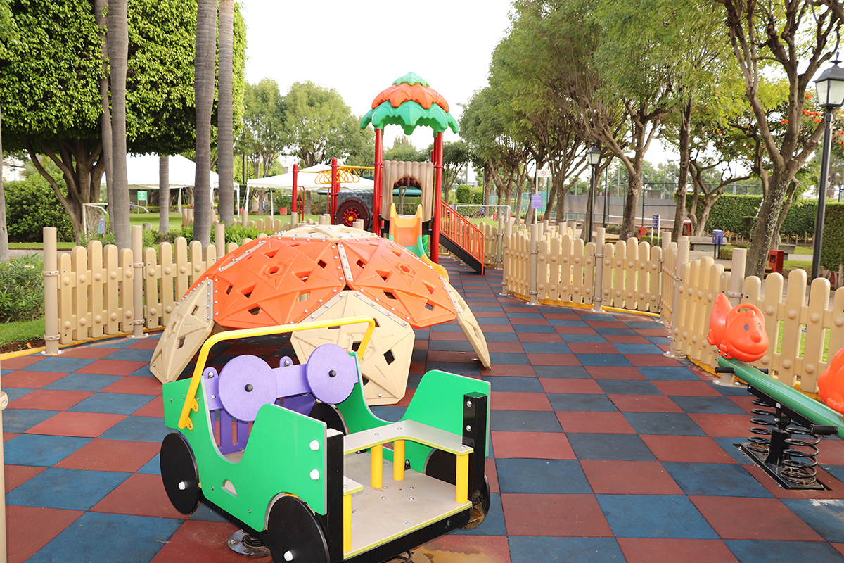 Área de juegos infantiles