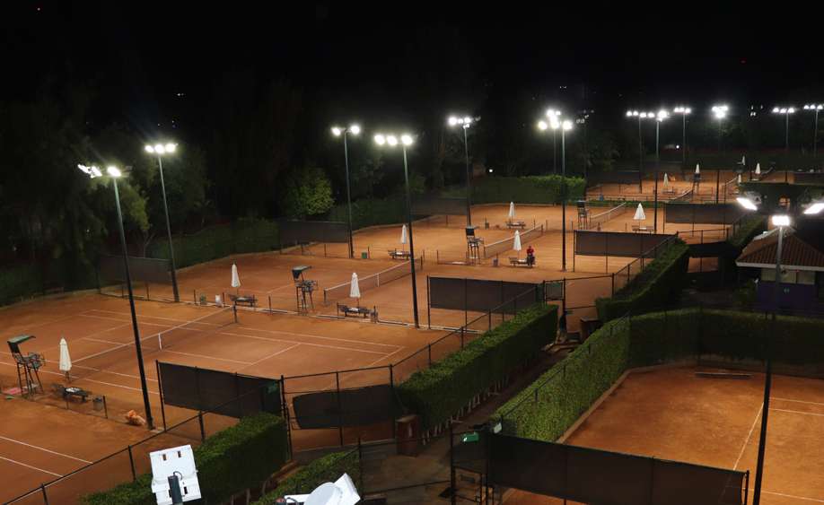 Canchas de tenis iluminadas